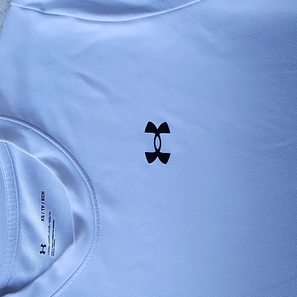 Women UNDER ARMOUR RIVAL TERRY GRADIENT CREW - XS (Used-Like New) - Picture 4 of 13